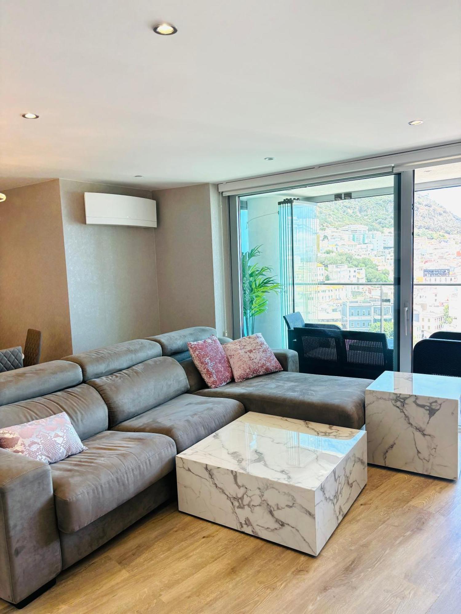 Ocean Village High Floor Luxury Modern Apartment Gibraltar Luaran gambar