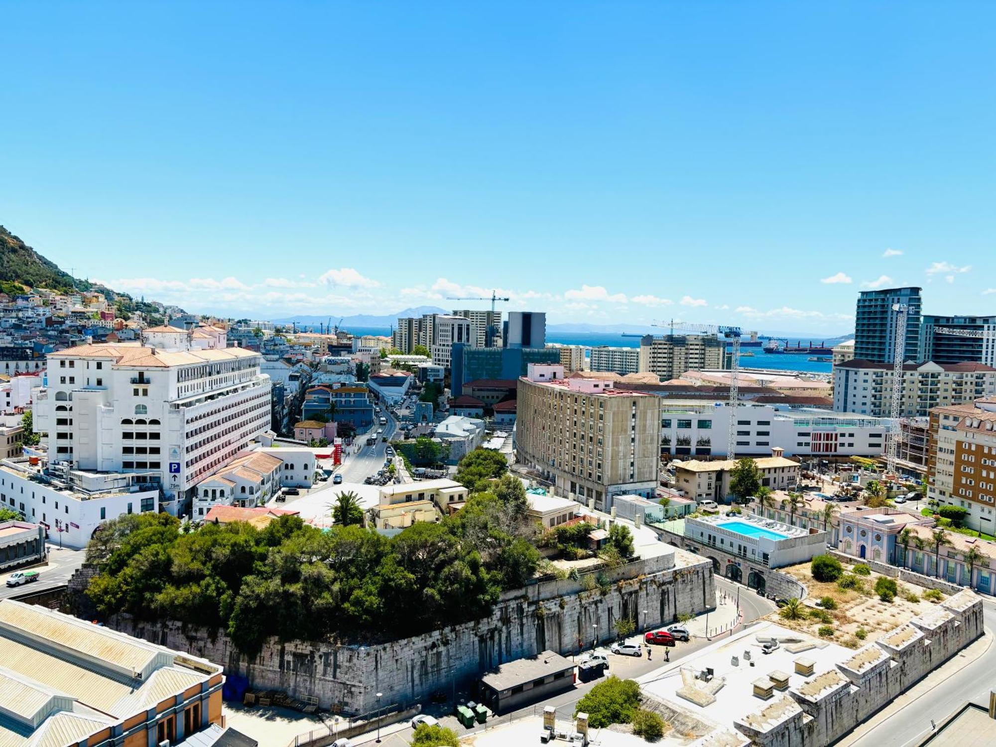 Ocean Village High Floor Luxury Modern Apartment Gibraltar Luaran gambar